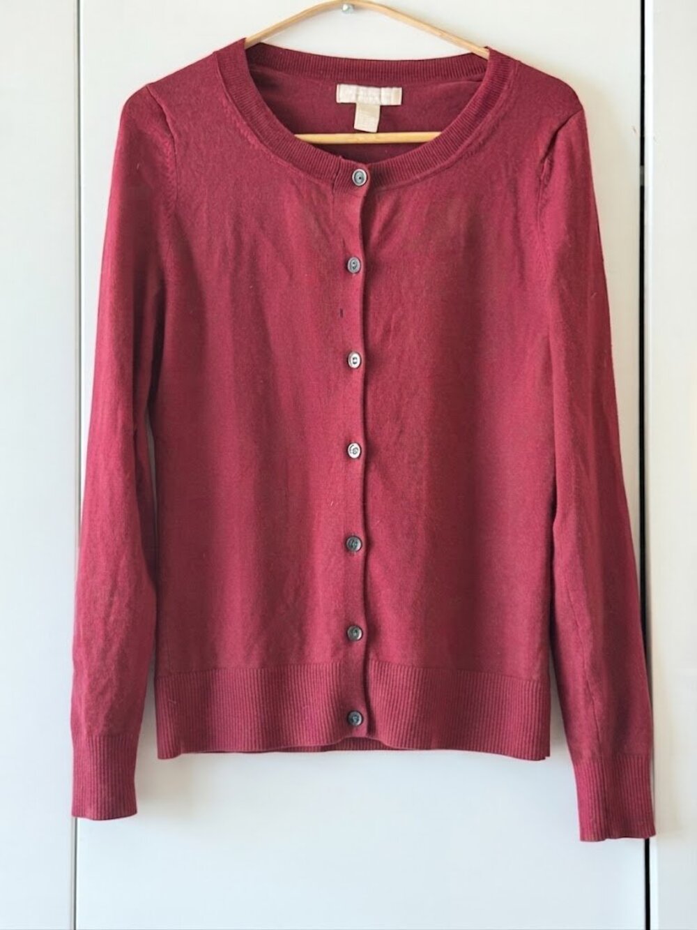 Banana Republic Extra Fine Merino Wool Cardigan Sweater Burgundy Size S